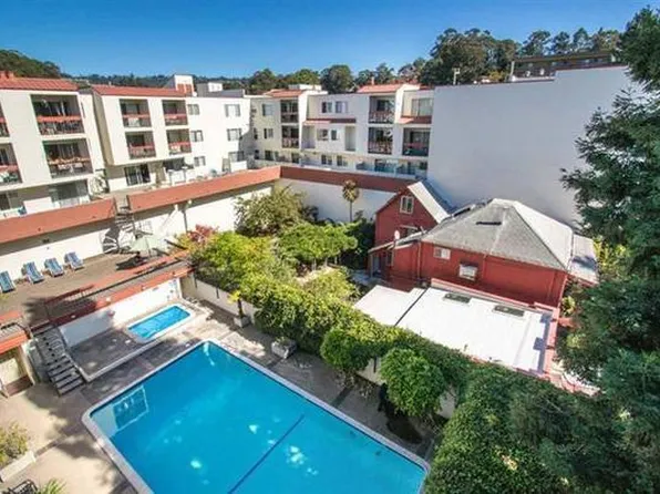 250 Whitmore St APT 213, Oakland, CA 94611