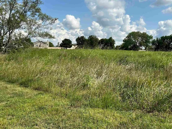 1850 N Rock Rd, Mulvane, KS 67110