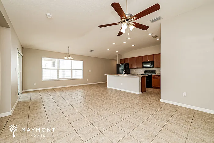 7418 Northern Lights Dr — Photo 4