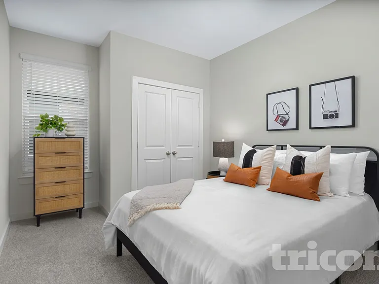 2537 Finch Hollow Dr — Photo 11