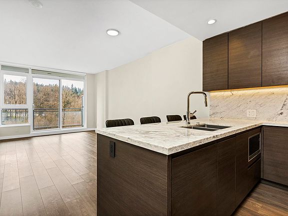 2nd image of 305 Morrissey Rd #805