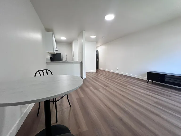 9011 Tobias Ave #Y238 — Photo 2