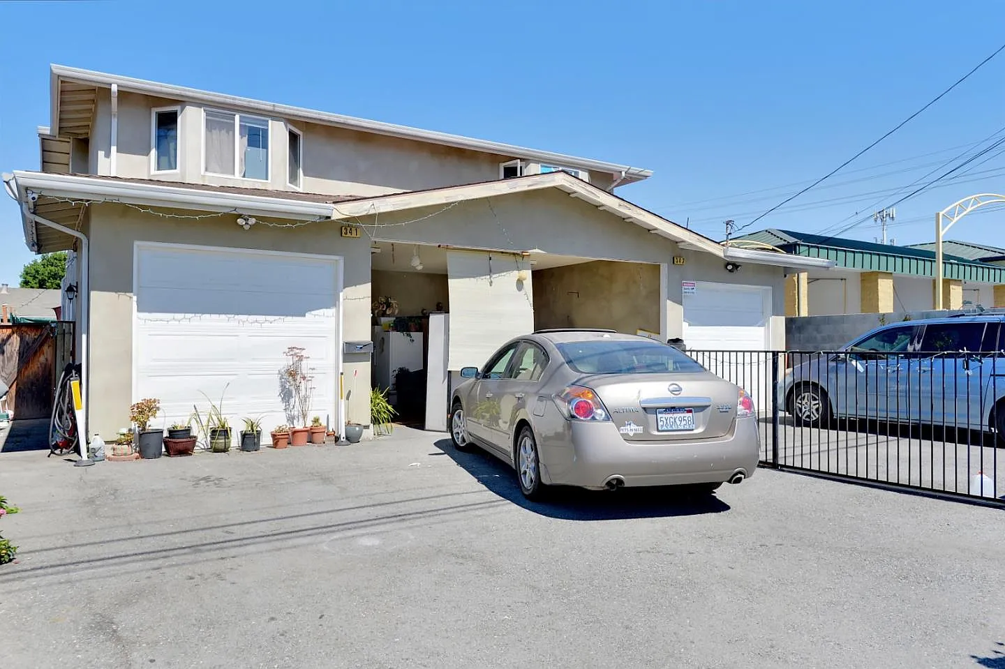341 Dumbarton Ave photo 1