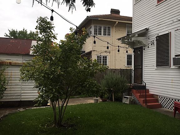4th image of 809 Solomon Pl