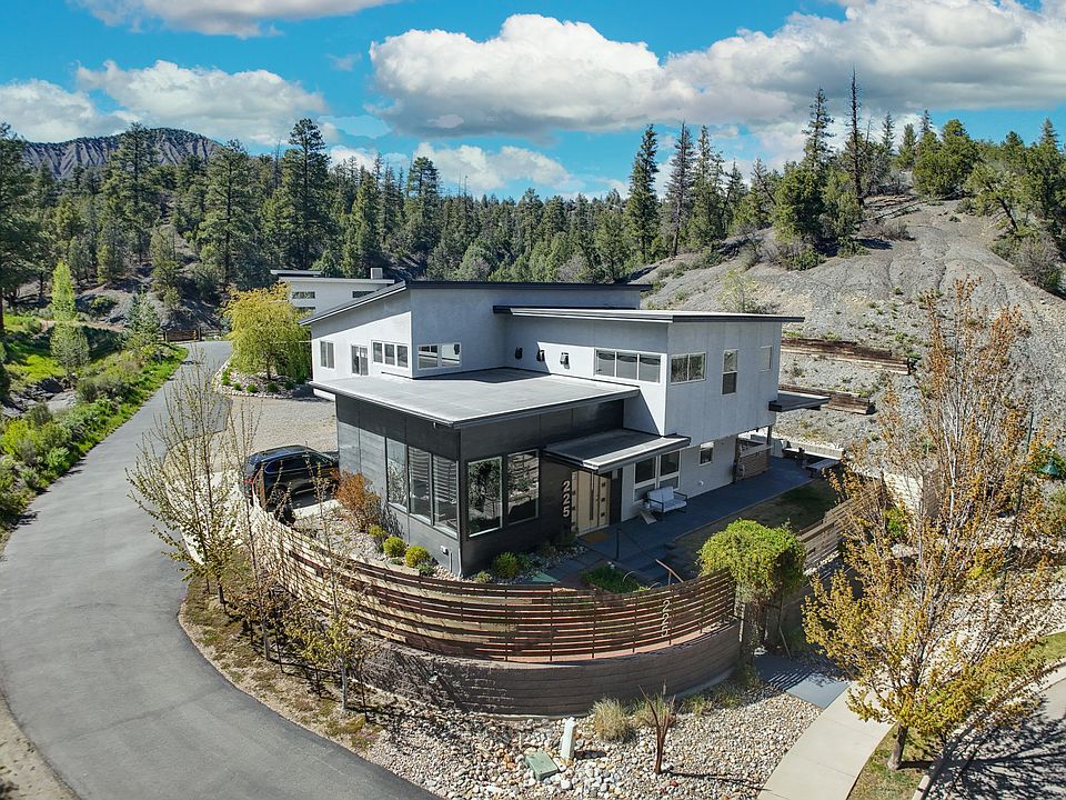 1st image of 225 Ella Vita Ct