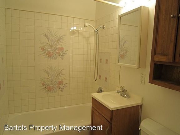 4th image of 1700 Market Ave APT 1