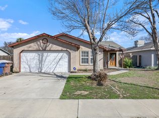 2012 Cochran Ave, Tulare, CA 93274