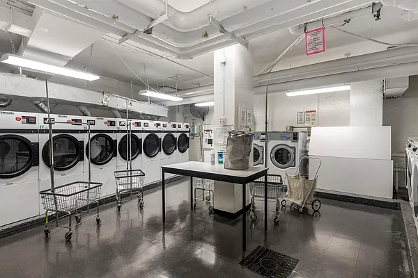 Sold by Compass | media 18