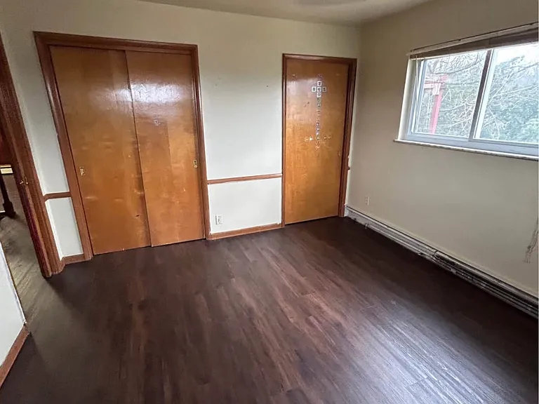 2264 Westwood Northern Blvd #2 — Photo 7