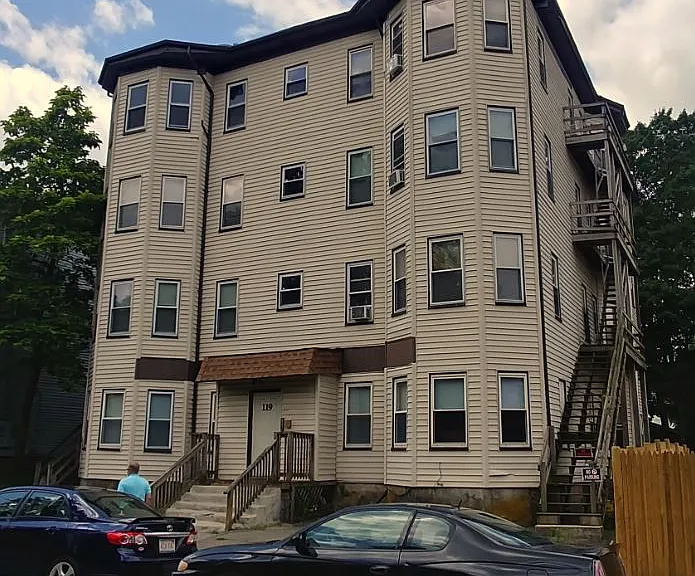 119 Newbury St — Photo 7