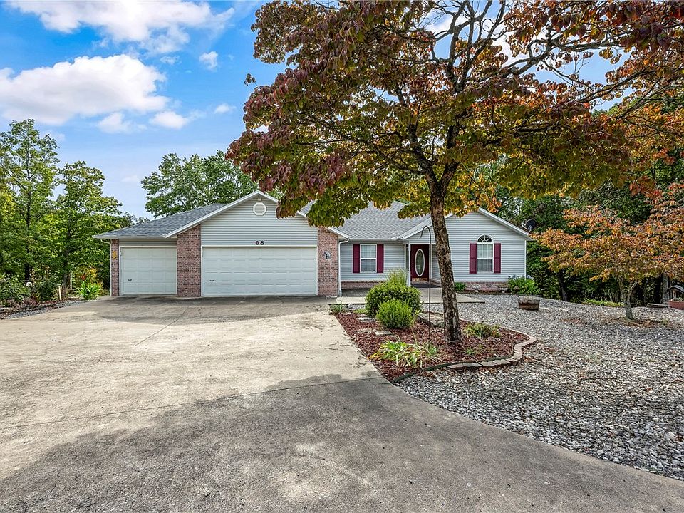 1st image of 68 Branchwood Dr