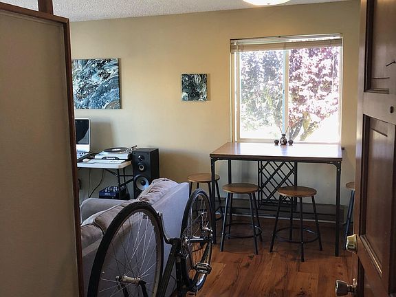 2nd image of 2902 N Carr St APT 1