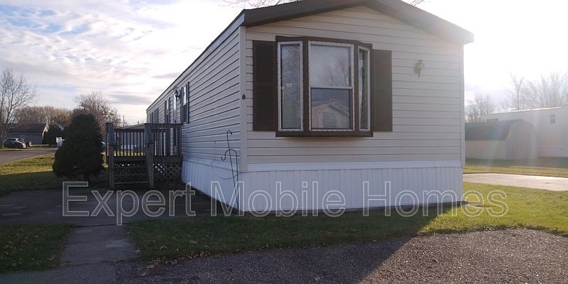 1st image of 415 N Elkhart St Lot 6