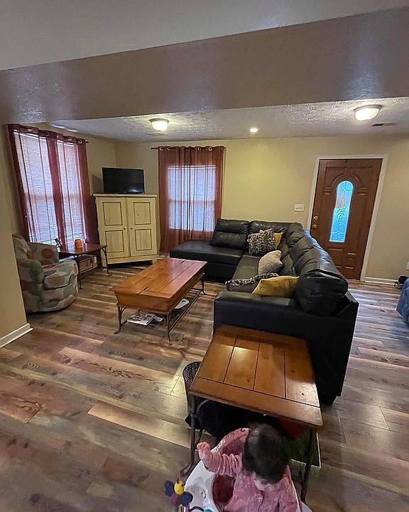 1st image of 315 Orchard Ave