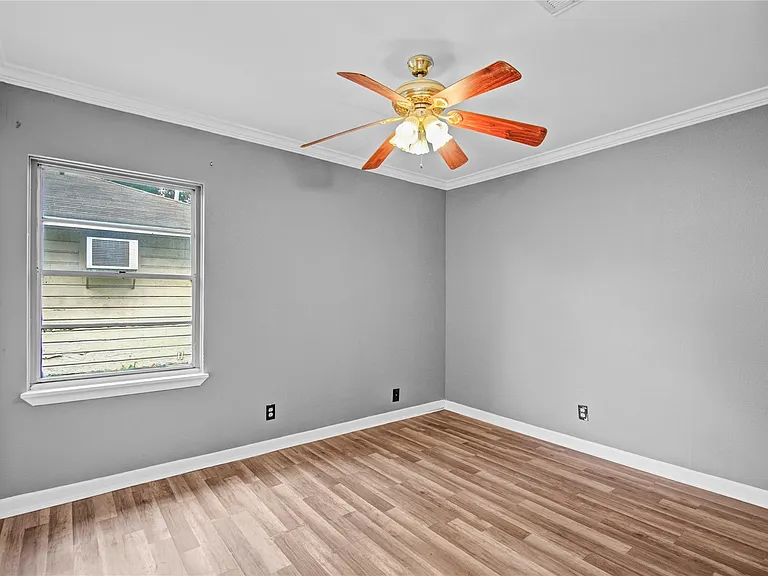 8565 Ridgepoint Dr — Photo 30