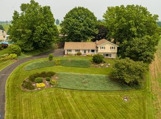 820 Center Church Rd, East Earl, PA 17519