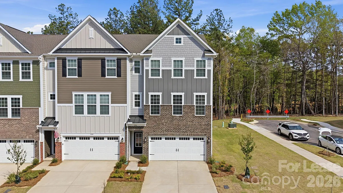Building Photo - 1104 Bandon Dr