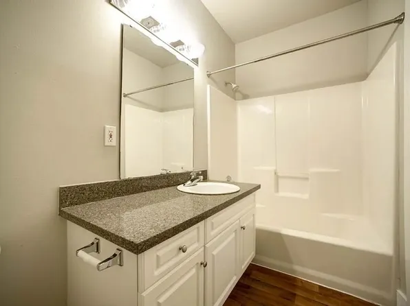 LC Park Place Apartments