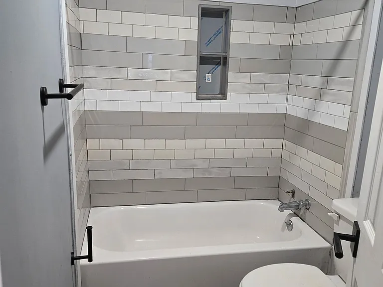 2905 Glenwood Ave #3720 — Photo 9