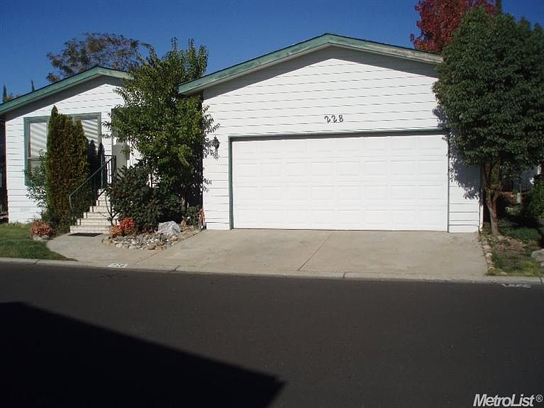 1st image of 228 Lafayette Dr