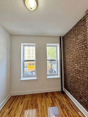 Rented by Pear NYC LLC | media 10