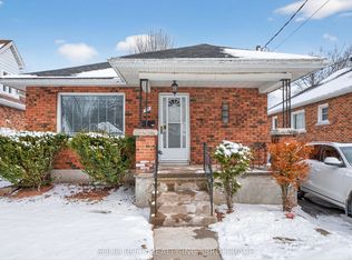 199 Helen St, Kingston, ON K7L 4P5