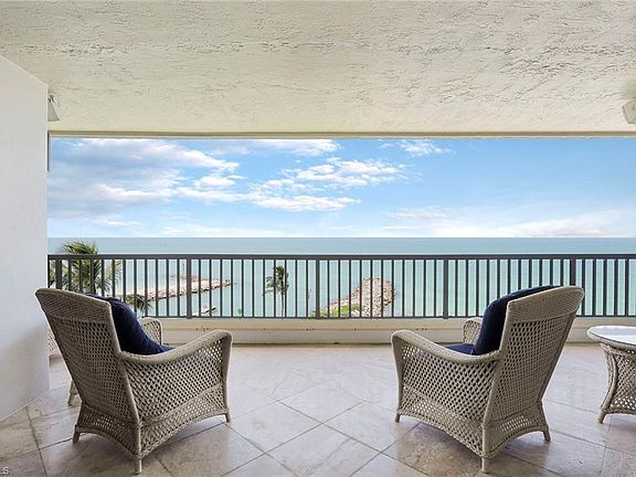 5th image of 2352 Gulf Shore Blvd N #704