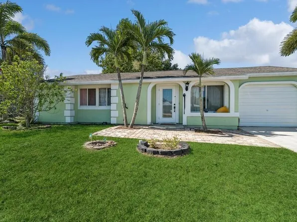 698 SW Bridgeport Drive, Port St Lucie, FL 34953
