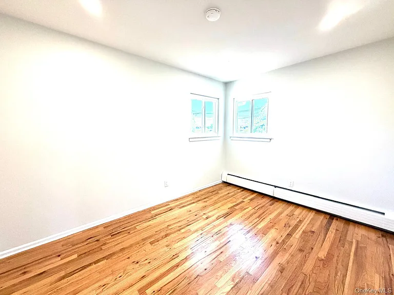 65 Florida Ave — Photo 13