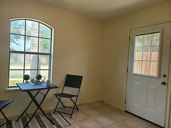5th image of 1416 Acme Ln #A