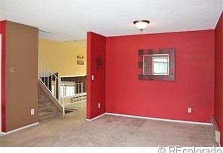 4th image of 1003 Lilac Ct