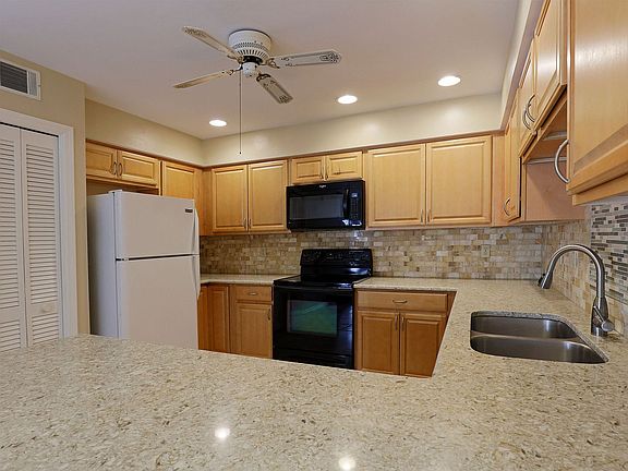 5th image of 6855 Pentland Way APT 22