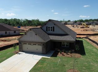 524 Lago Ct #152, Lagrange, GA 30241