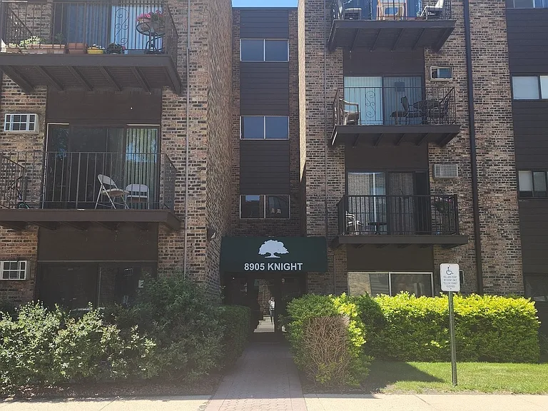 8905 Knight Ave #205 — Photo 1