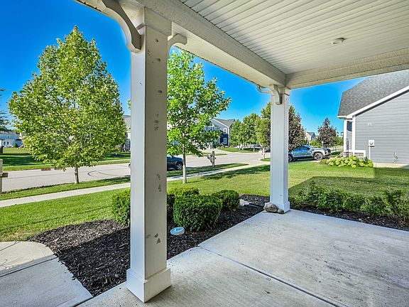 4th image of 1244 Jack View Dr