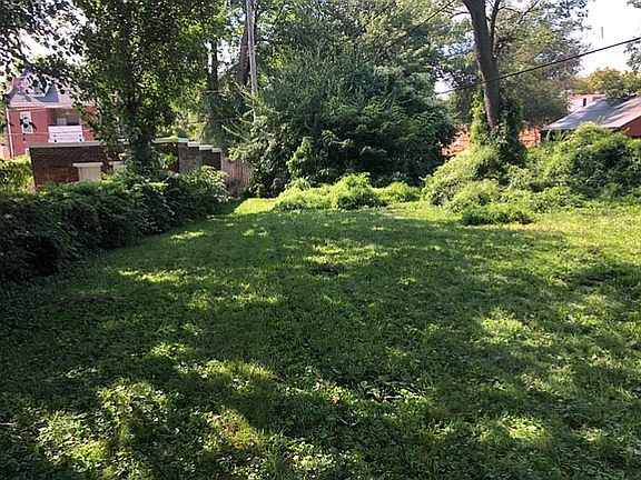 5th image of 2711-2713 Indiana Ave