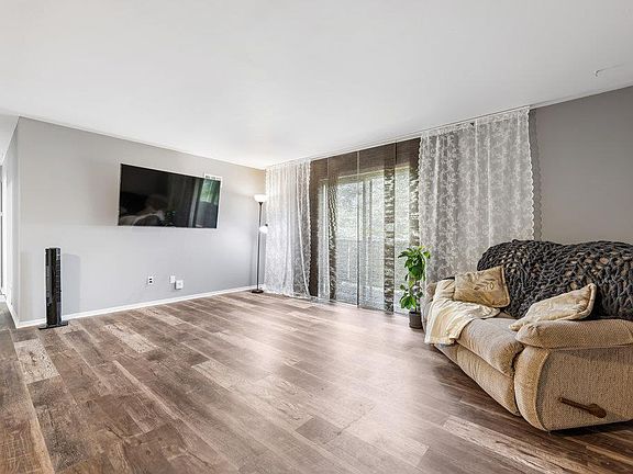 2nd image of 149 Cumberland Park Ct APT G