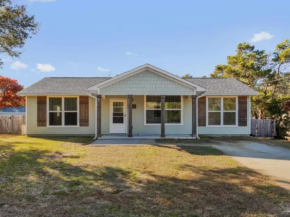 1671 Tuscon Ct, Gulf Breeze, FL 32563