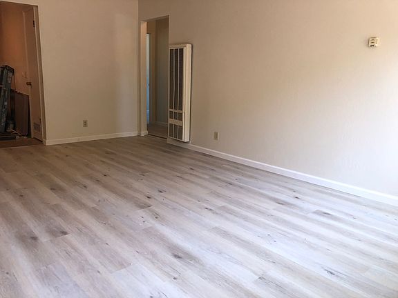 5th image of 217 Felix St #3