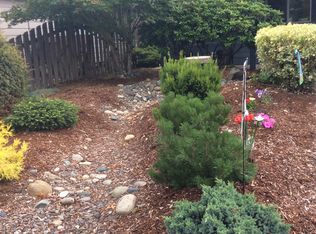 21808 NE Fairview Lake Way, Fairview, OR 97024