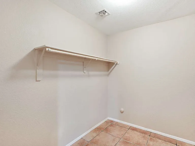 10476 E George Tolman Ln — Photo 9