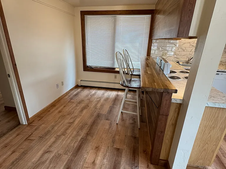 520 Galena St #105 — Photo 4