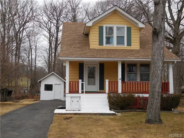 11 Waring Rd, Newburgh, NY 12550