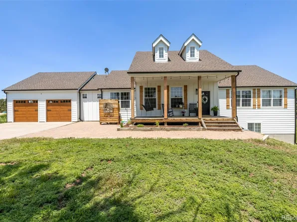 2055 Pinto Trail, Elizabeth, CO 80107