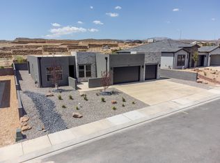 632 S Molveno Trl #8, Saint George, UT 84770