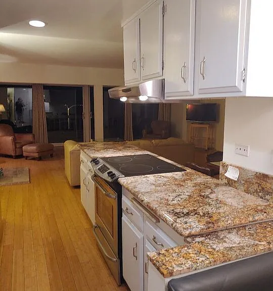23918 De Ville Way #B — Photo 20