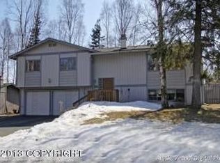 6424 Hampton Dr, Anchorage, AK 99504
