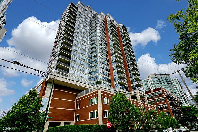 1st image of 1600 S Prairie Ave #1303
