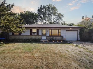 35 Liberty Blvd, Machesney Park, IL 61115