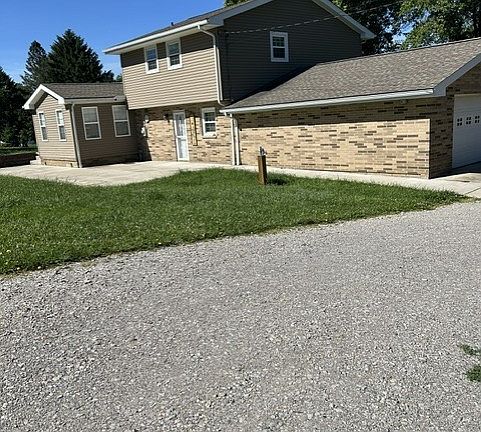 2nd image of 2688 Saint Johns Rd